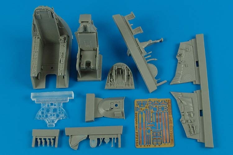 AIRES HOBBY 1/32 F/A18C COCKPIT SET FOR ACY2035 