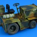 Accessory for plastic models - UNITED TRACTOR G40C TOW TRACTOR (LPG)